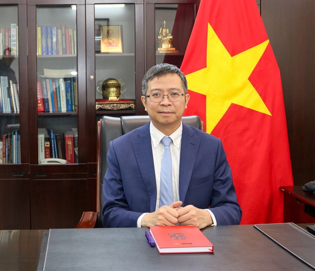 相较之下