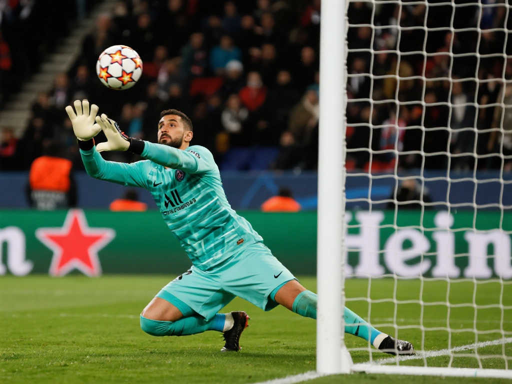 通过结合年 通过结合年